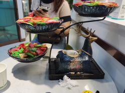 -战痘宣颜科学皮肤管理祛痘中心