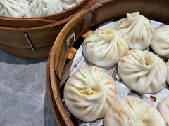 -莱莱小笼·乔艾