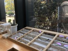 -无界眼镜MaxLess(滨江星光大道店)