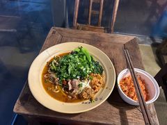 -方铲铲·成都板凳面(滨江银泰店)