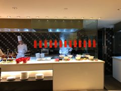 -上海滴水湖皇冠假日酒店