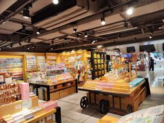 -猫的天空之城概念书店(苏州诚品店)