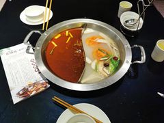 鸳鸯锅底-吴记老锅底麻辣火锅(福州路店)