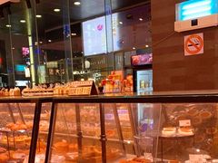 -巴黎贝甜(大宁国际商业广场店)