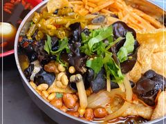 -红鼻子桂林米粉(金唐新光界店)