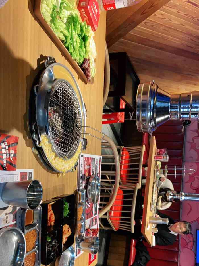 青瓦炭韩潮烤肉(花园道店)-"之前和同事吃过一次感觉不错,今天和儿子