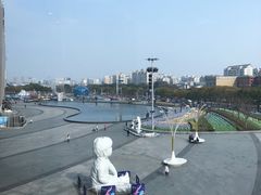 -上海虹桥中心爱琴海亚朵S酒店