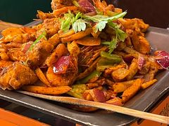 -炭舍干锅·烤鱼(扬名广场店)