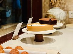 -VERIE BAKEHOUSE