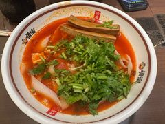-顺溜·手工刀削面·黑金店(铜锣湾店)