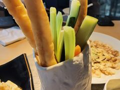 -穹六人间 people 6(岳阳路店)