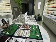 -视野联行眼镜蔡司·依视路官方授权店(顺城店)