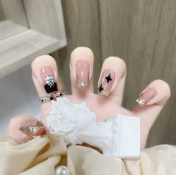 -兔猫ToMoreNails美甲美睫