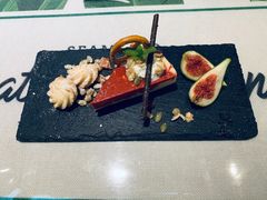 红丝绒蛋糕-Rabbit Cafe私房西餐甜点咖啡(栖霞路店)