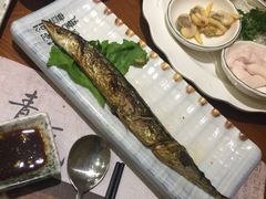 -青瓦餐厅·生鱼片·韩园烤肉(西塔店)