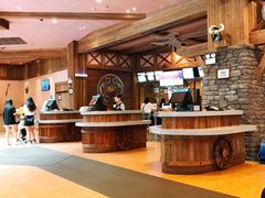 -横琴湾畔餐厅(长隆海洋王国白鲸剧场店)