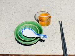 餐具摆设-荣家小吃(紫阳街店)