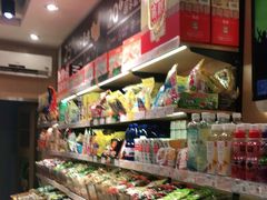 -来伊份LYFEN(中央路店)