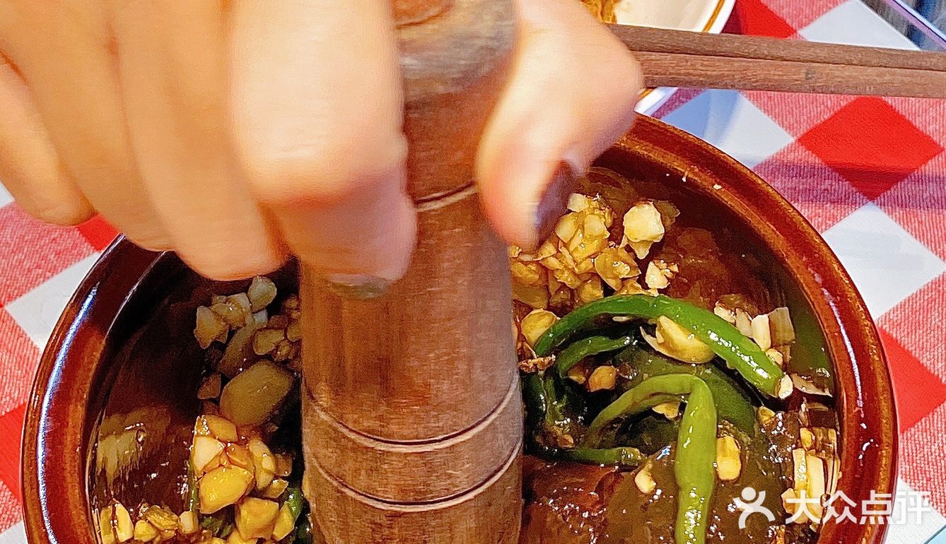 值得N刷‼️宁波坠好吃鱼头捞面🍜妈妈味道