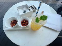 -瑰丽酒店·海吧·天际下午茶·现场DJ·天台酒吧