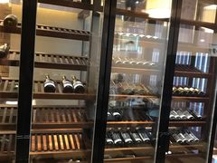 面包甜点陈列柜-Tsuru鹤日本料理(静安香格里拉店)