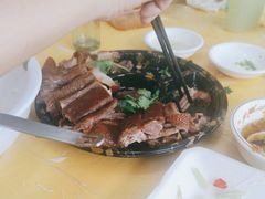 -官塘陈记鱼生·潮汕砂锅粥·牛肉火锅(潮枫路总店)