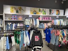 -唯品会(北京国瑞城店)
