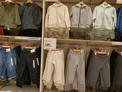 -优衣库(苏州天虹CCMall石路店)