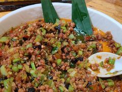 -老滇山寨•云南特色菜•地方菜•民族风情歌舞表演(金碧店)