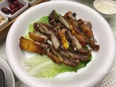 馕坑果木烤羊排-巴扎美食·新疆菜·西域歌舞表演餐厅(新疆大厦店)