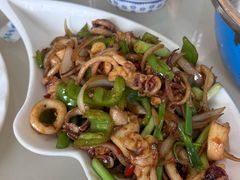 -覃记海鲜美食餐厅