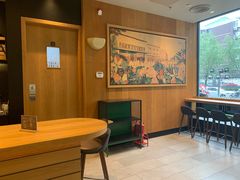 -星巴克臻选(华堂·新辰汇店)