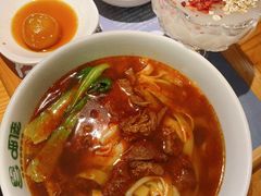 -呷佬·长沙手工米粉(金沙江路店)