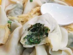 荠菜馄炖-毛华美食(清扬路店)