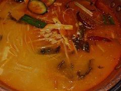 -洱火云南酸菜牛肉火锅(石景山当代商城店)