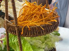 -刘姐啤酒鱼民族演艺餐厅(西街总店)