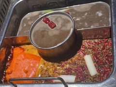 -巴渝瓦肆重庆鲜火锅(宝龙环湖店)