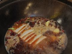 -哈尔滨烧烤·山河村铁锅炖(交大店)
