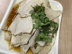 -亮亮面馆(经六路店)