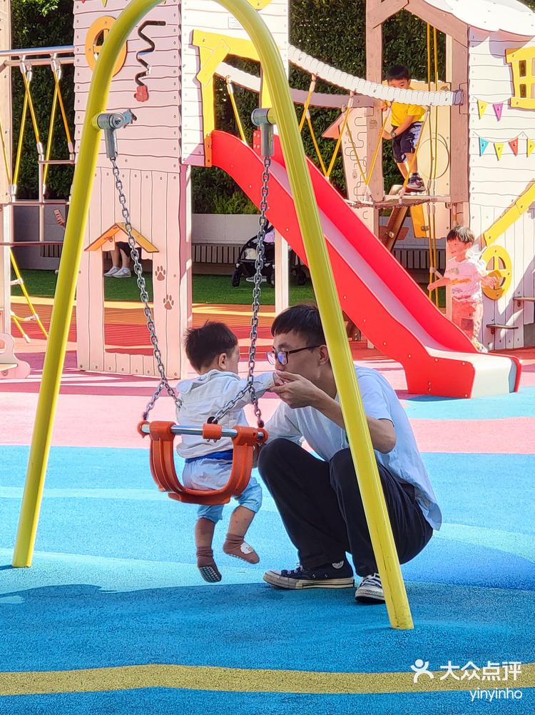 荃湾广场的空中花园也是可以给小朋友玩的 -大众点评