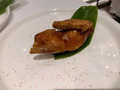 脆皮乳鸽-Yan Ting 宴庭中餐厅(上海静安瑞吉酒店)