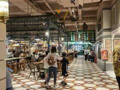 大堂-大食代美食广场(上海中心店)