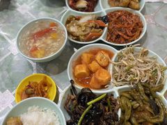 -晓宇盒饭(民安街店)