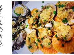 -四川小胡子海鲜(丁村万人海鲜广场店)