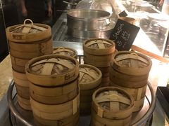 -大中华希尔顿酒店-念自助餐·嗨啤·小龙虾