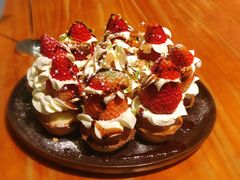 草莓忌廉华夫饼-BE BRIGHT KITCHEN(正佳广场店)