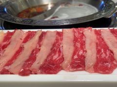 -嘎琉鲜切牛肉自助火锅