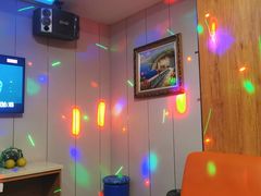 -蓝尊量贩(黄河路店)