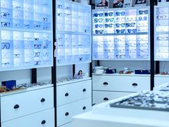 -造寸眼镜·蔡司官方授权店(东门店)