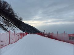 -鳌山滑雪度假区